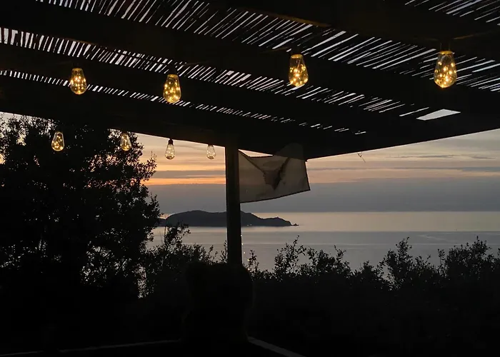 Notre Paradis Kemp Lumio (Corsica)