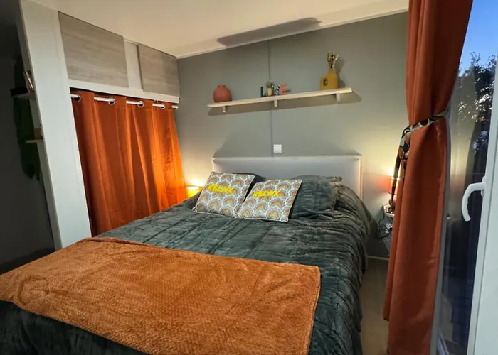 Notre Paradis Lumio (Corsica)