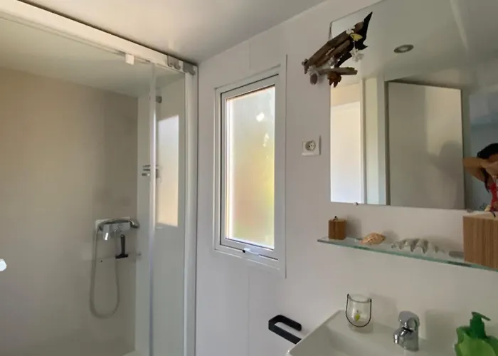 Camping Notre Paradis Lumio (Corsica)